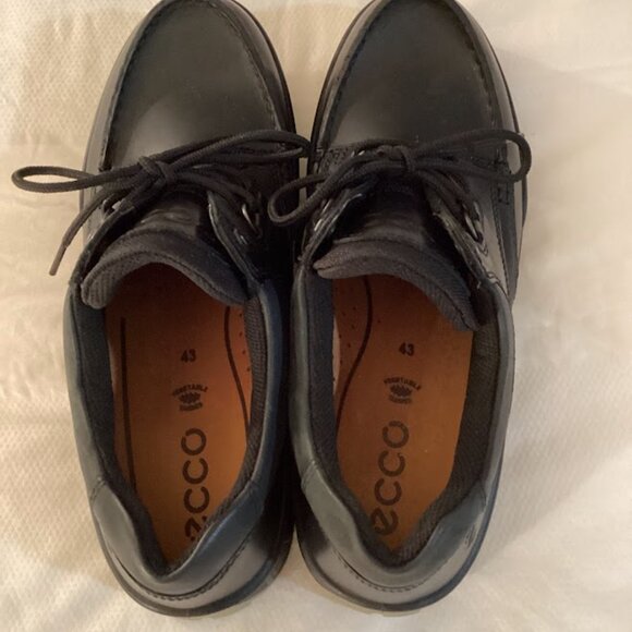 ECCO Track VI Men Low-Cut Black Gore-Tex Boots - Picture 7 of 15